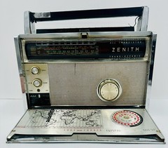 Vintage Zenith Trans-Oceanic FM-AM Multiband Royal 3000-1 Radio