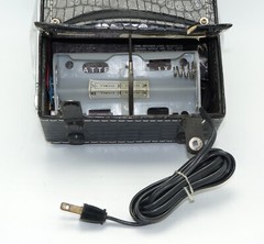 Vintage SONNET World Radio Model 181P AM FM Weather Air Police PARTS or REPAIR