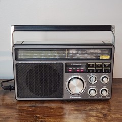 Panasonic RF‑1405 4‑Band AM/FM Airband PSB Portable Radio