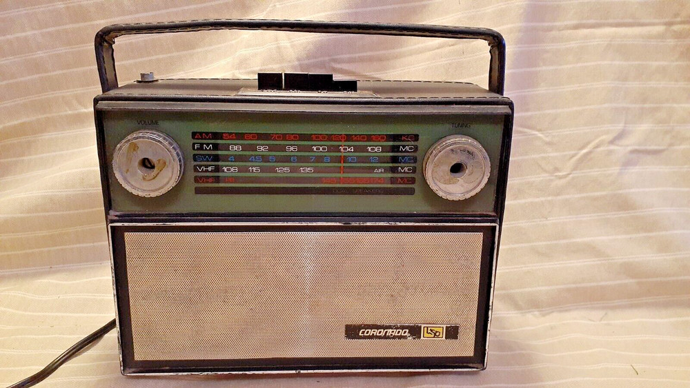 Vintage Coronado RA86-5287A AM FM SW VHF Dual Speaker Portable Radio