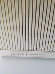 Rare Vintage Zenith Solid State AM (AM only) Radio Model Z212W Made in USA