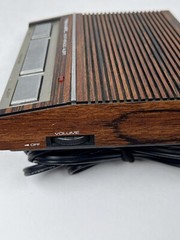 Realistic Weatheradio Alert III Model 12-140 Faux Walnut Woodgrain Full Antenna