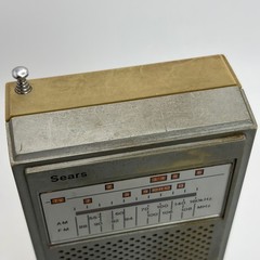 Vintage Sears Portable Radio AM FM TV1 TV2 Model 667.24040150 Silver Tan READ