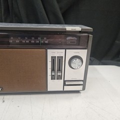 Sony Radio Model ICF-9540W AM/FM 2 Band 6 Transistor Woodgrain Works