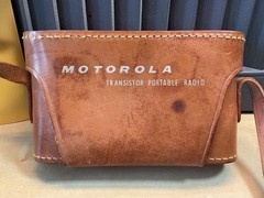 MOTOROLA Transistor Radio, Leather Case with Strap Working Condition