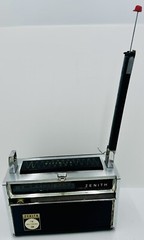 Vintage Zenith Trans-Oceanic FM-AM Multiband Royal 3000-1 Radio
