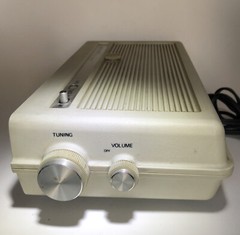 Vintage MIDLAND International Solid State AM FM Digital Clock Radio Model 11-396