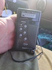 Magnavox D1800/17 2-Band Digital Receiver Portable Pocket AM/FM Radio