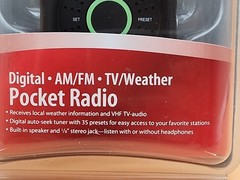 Vintage RadioShack Am/Fm/Wx/Tv Pocket Radio W/Built In Speaker Cat No. 12-470