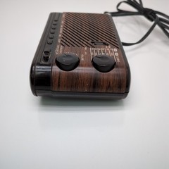 Vintage Cosmo Am-Fm Digital Clock Radio Model No. CR-2035