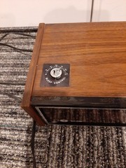 vintage Solar brand AM/FM digital flip clock radio, specifically Model DT-100