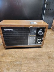 Sony TFM-9430 W Vintage 2 Band Solid State Radio – Works!