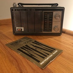 Hitachi FM-AM 9 Transistor Radio KH-970H w/ OEM Earpiece & Manual ~ WORKING VTG