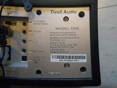 VINTAGE TIVOLI AUDIO WOODGRAIN TABLE TOP AM/FM RADIO 2000&rsquo;S