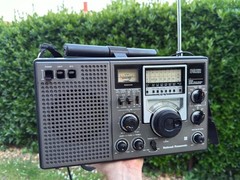 Vintage National Panasonic RF-2200 / DR22 Shortwave Radio