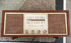 ✅️Vintage Antique Admiral Radio Wood Dual Speaker Y3921 for parts or repair