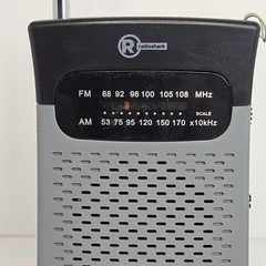Vintage Radio Shack 1200586 AM FM Pocket Portable Radio