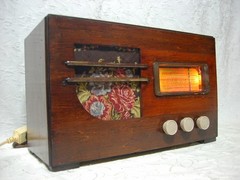 Japanese old vacuum tube radio restored and maintained vintage retro antique JP