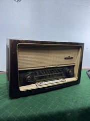 Vintage Nordmende Carmen Radio Made in W. Germany For Parts or Repair