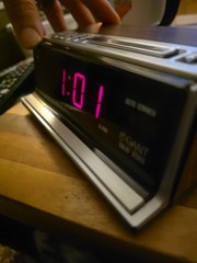 LeGant Alarm Clock Radio E-904 Vintage EXCELLENT USED CONDITION TESTED & WORKING