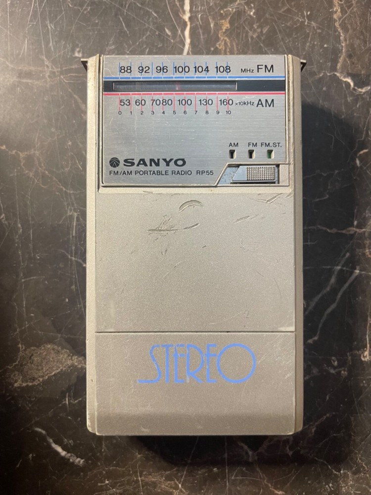 Vintage SANYO RP55 AM/FM Stereo Portable Radio Handheld-FullyTESTED!