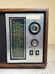 AM/FM RADIO Vintage Panasonic AM/FM Radio Model RE-6286 Works !