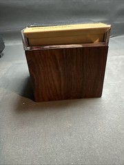 Radio Shack Realistic AM Deskube 12-183 Wood Grain AM Radio For Parts