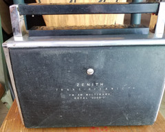 VINTAGE ZENITH ROYAL 3000-1 TRANS-OCEANIC TRANSISTOR RADIO For Parts