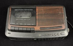 GE General Electric 7-4966B AM/FM Radio Alarm Clock w/ Cassette Player