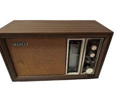 RARE 1970&rsquo;s Sony Console Radio Model TFM-9450W AM/FM 2 Band 11 Transistor TESTED