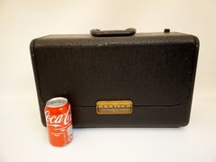 Vintage Zenith Trans-Oceanic wave magnet radio –works!