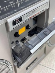 Showa Retro National Boombox RX-5100 Powered on, Working Condition: Poor
