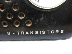 WORKING BLACK 1959 REALISTIC 8 TRANSISTOR RADIO-by TOSHIBA RADIOORPHANAGE
