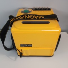 Vtg Magnavox Cube D-8080 Portable Cassette Player Boombox AM FM STEREO *parts*