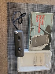 Vtg Realistic Radio Shack Crystal Controlled Weather Radio model 12-143A Works