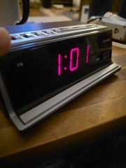 LeGant Alarm Clock Radio E-904 Vintage EXCELLENT USED CONDITION TESTED & WORKING