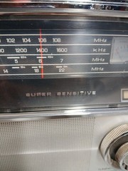Working Vintage National Panasonic RF-1400 AM-FM Radio