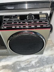 Vintage General Electric GE Model 3-5233B AM/FM Stereo Radio/Cassette Recorder