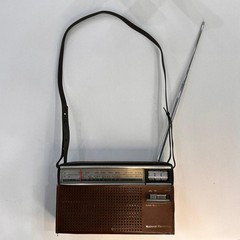 Vintage National Panasonic R-218R Radio – For Decor/Display