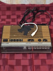 Vintage GE Woodgrain AM/FM Digital Clock Radio Model 7-4624 – Powers On!