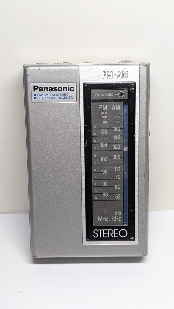 Vintage Panasonic Portable FM-AM Stereo Radio Headphone Receiver Model RF-444