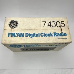 GE 7-4305 FM/AM Digital Flip Clock Radio Vintage FACTORY SEALED Staples Intact