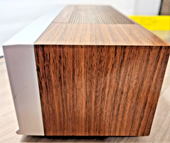 Soundesign AM/FM Dual Alarm Clock Radio – Model 3789 (A) Vintage Woodgrain Works