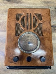 Vintage Edutec VMR-5010 Tombstone Radio MW UKW European Plug Am-FM Tested