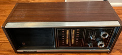 1970s Panasonic Model RE-7371 AMFM Radio Solid State Wood Finish Nice-Tested!
