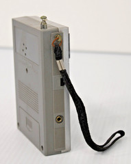 Vintage Realistic Portable Pocket AM/FM Radio Shack/ Tandy Silver Plastic- Works