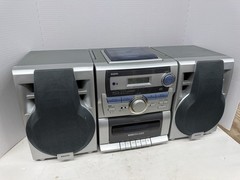 SANYO CWM-470 BOOMBOX PORTABLE STEREO READ DESCRIPTION!!