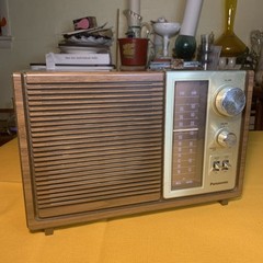 vintage panasonic tabletop am fm radio Model No.RE-6280