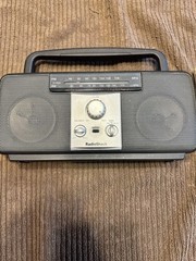 Vintage Radioshack Stereo Mate Portable Am/fm Radio Model 12-832 tested works