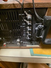 KLH200 Compact FM/AM Alarm Clock Radio w/ Ext. Speaker
